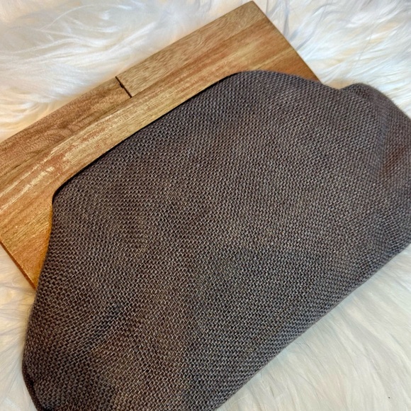 •NWT• chloe and lex charcoal stitched beaded/embroidered celebration clutch - Picture 5 of 12